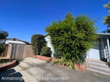 Main picture of 208 W Paradise Ave