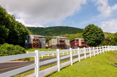 Main picture of Kensington Meadows - Corby Enterprises