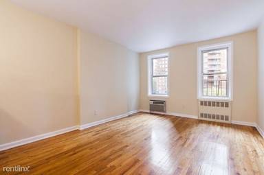 Main picture of 311 E 25th St