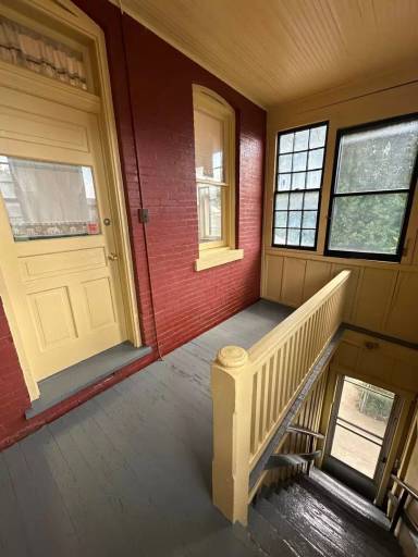 Main picture of 621 S 12th St