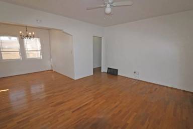 Main picture of 4658 - 4660 North Ave