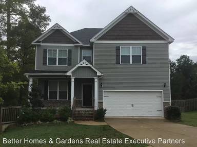Main picture of 229 Kickham Ln