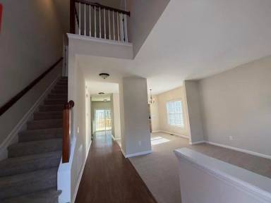 Main picture of 201 Holmby Ct