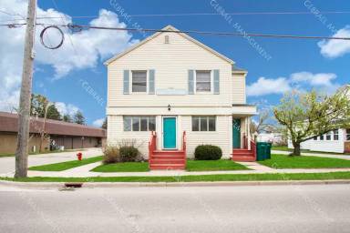 Main picture of 11448 N Saginaw St