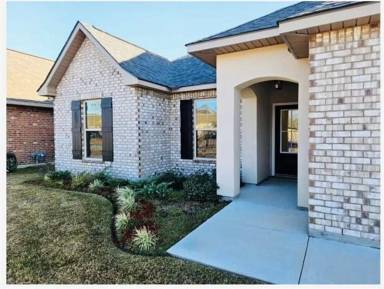 Main picture of 220 Cypress Bnd