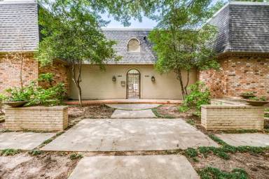 Main picture of 5323 Fleetwood Oaks Ave