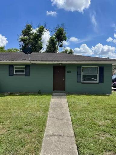 Main picture of 2415 S Crystal Lake Dr