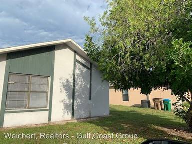 Main picture of 124 SE 24th Ave