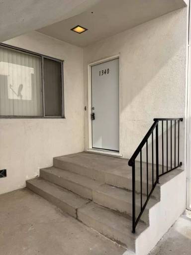 Main picture of 1336 W 9th St