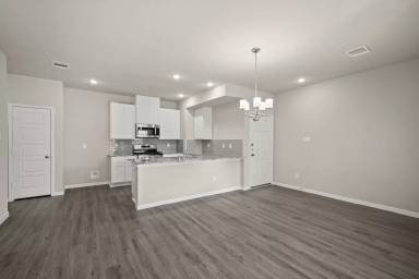 Main picture of 15014 Alkay St