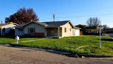 Main picture of 1013 Vandalia Ave