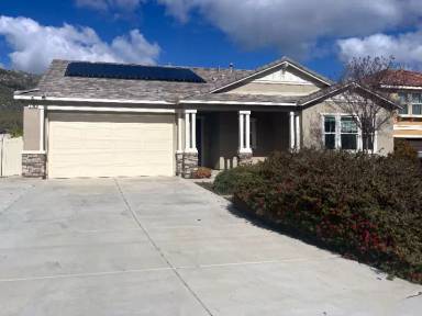 Main picture of 376 Valencia Ct