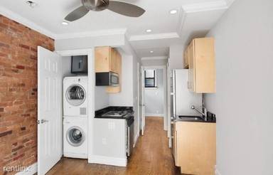 Main picture of 439 W 50th St
