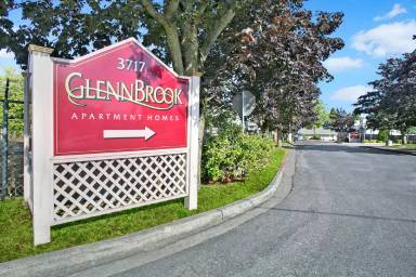 Main picture of Glenbrook