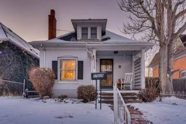 Main picture of 2539 N High St