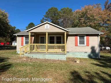 Main picture of 220 Webster Rd
