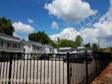 Main picture of 101 Cherry Hall Dr