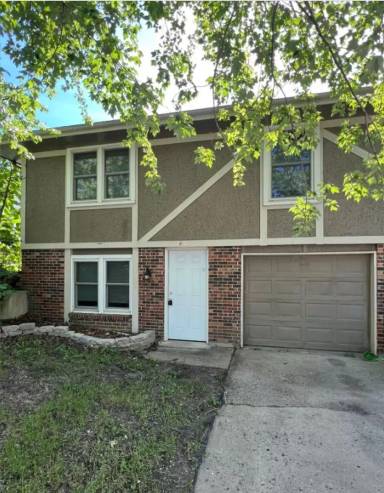 Main picture of 339 N Kendall Dr