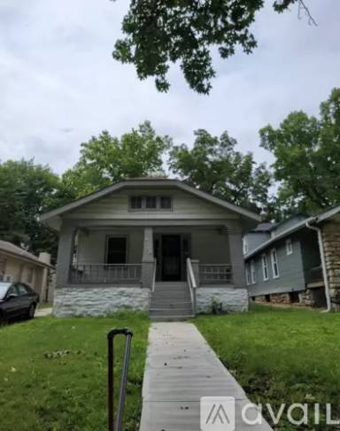 Main picture of 6208 Tracy Ave