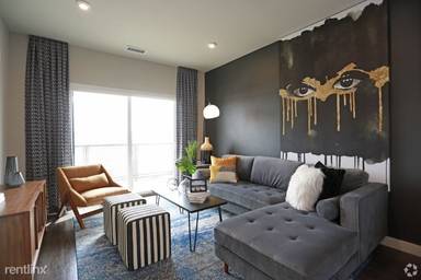 Main picture of 3064 Brighton Blvd