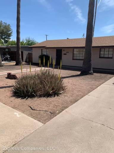 Main picture of 1425 E Hudson Dr