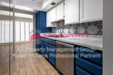 Main picture of 938 E Villa Maria Dr