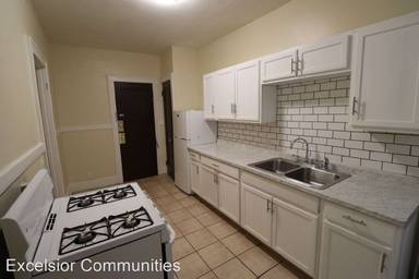 Main picture of 970 Monroe Ave