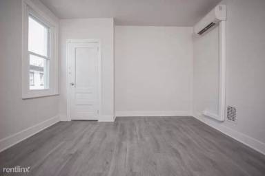 Main picture of 1238 W Huntingdon St