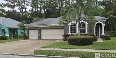 Main picture of 132 Camden Cay Dr