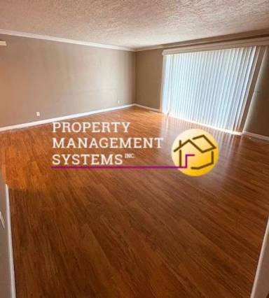 Main picture of 881 E Maple View Dr