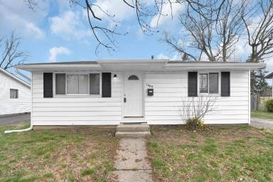 Main picture of 1400 Chesterton Sq S