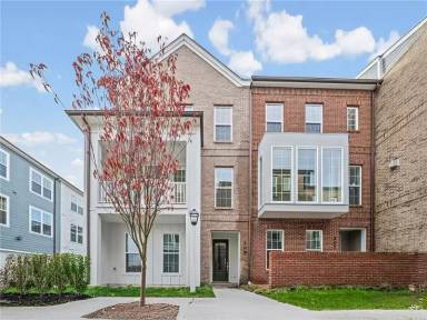 Main picture of 305 Frederick Waymeeder