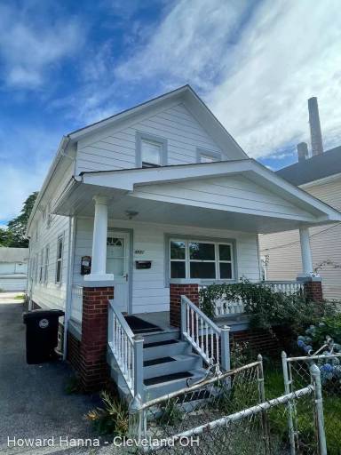 Main picture of 3521 Walton Ave
