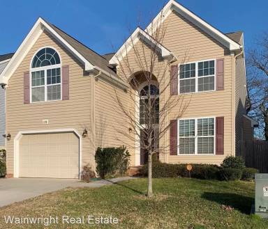 Main picture of 1109 Lady Victoria Way