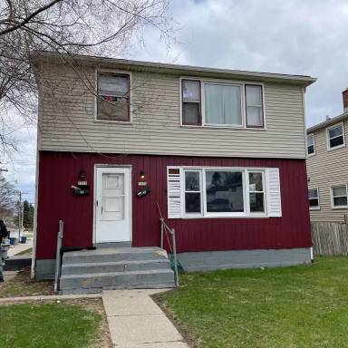 Main picture of 5956 N 69th St