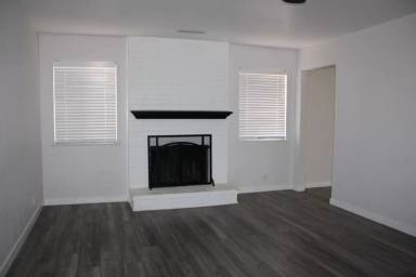 Main picture of 130 Aster Ct