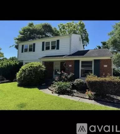 Main picture of 2512 Teal Rd