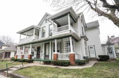 Main picture of 147 E King St