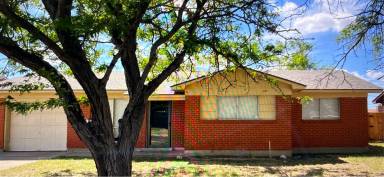 Main picture of 5105 Susan Dr