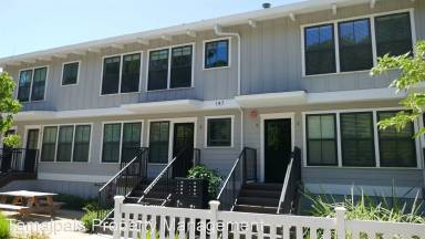 Main picture of 147 Ross St