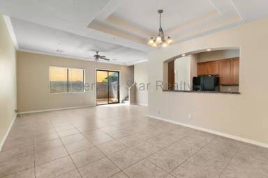Main picture of 3820 E McDowell Rd