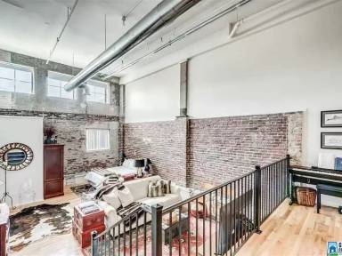 Main picture of 2412 2nd Ave N