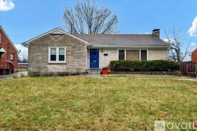 Main picture of 2608 Meadow Dr
