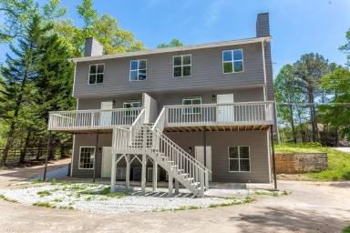 Main picture of 806 Palm St