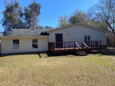 Main picture of 251 Nightingale Dr