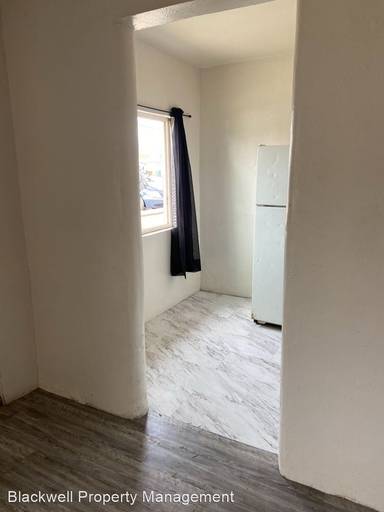 Main picture of 2707 W Peninsula Dr