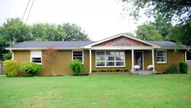 Main picture of 915 Potter Ln