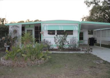 Main picture of 27 Holly Dr