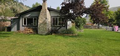 Main picture of 160 Crabtree Ln
