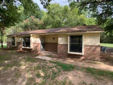 Main picture of 210 King Ave